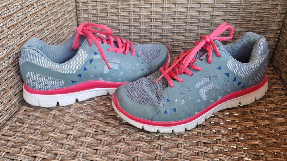 Buty dziewczęce kobiece Fila sportowe do biegania 39