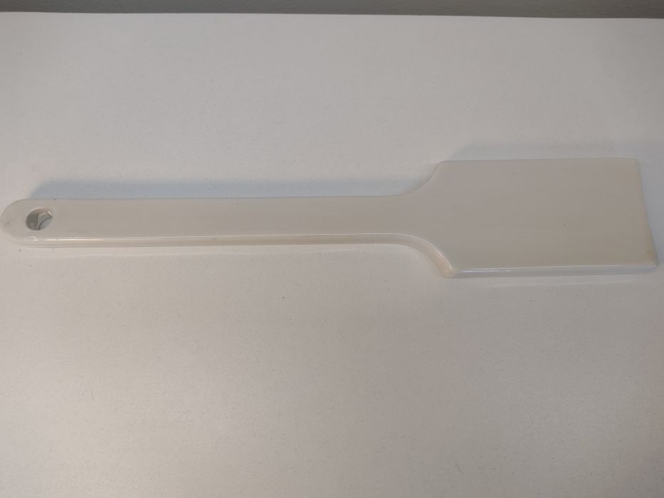 Duża ceramiczna łopatka laboratoryjna - Chodzież