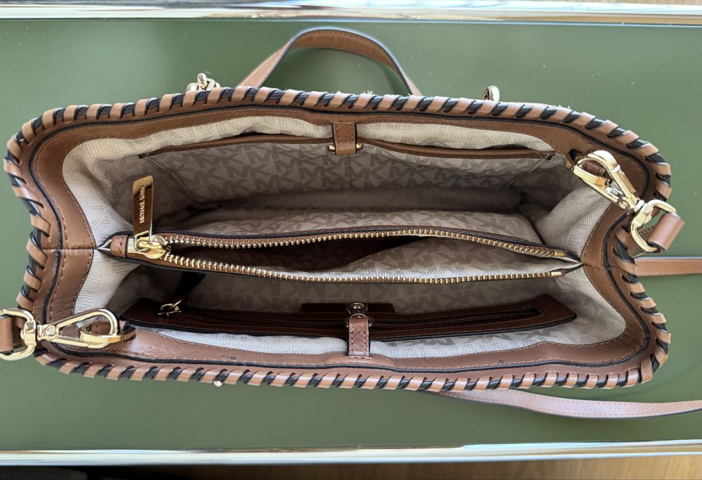 Bolsa em rafia Michael Kors