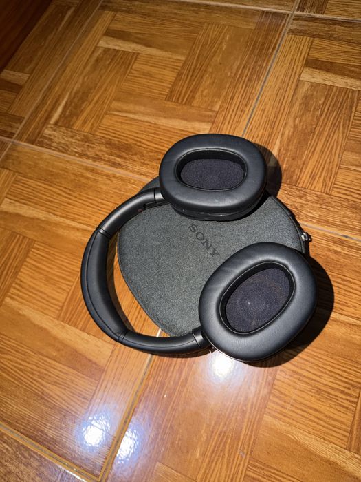 Auscultadores Bluetooth SONY ULT WEAR