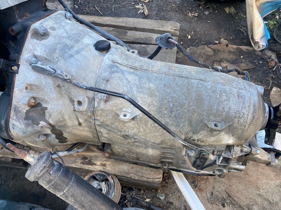 Двигун, коробка W210 3.2 дизель