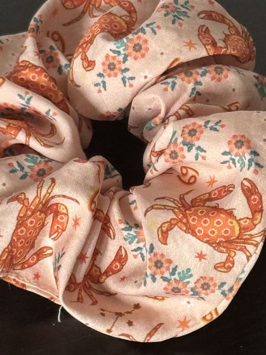 Scrunchie gumka do włosów rak cancer 69 Temu