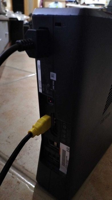 Xbox 360 Slim RGH 3 - 500 GB