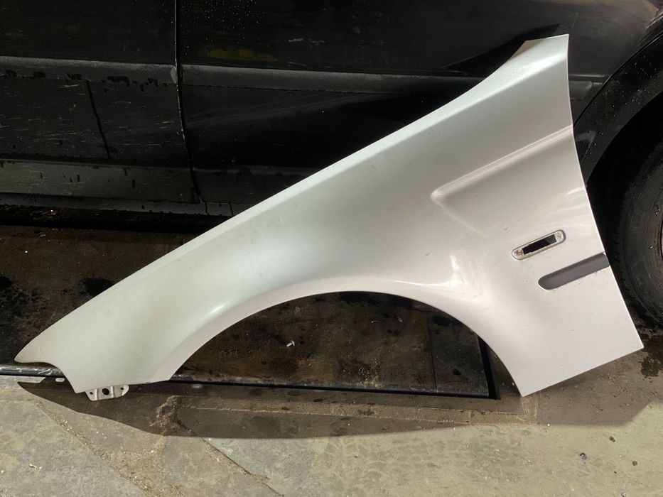Guarda lamas esquerdo BMW e46 Compact