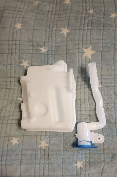 Бачок омивальної рідини Volkswagen Golf V