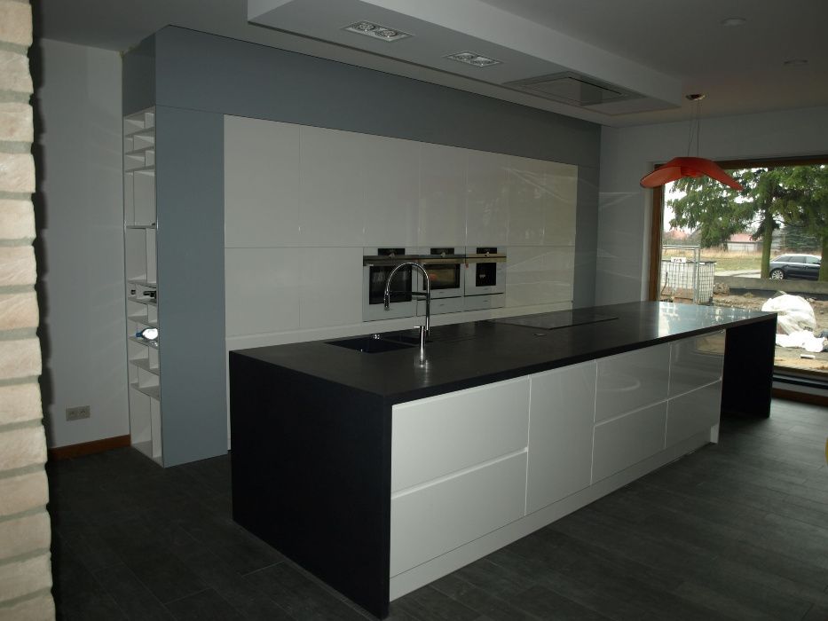 Meble na wymiar , kuchnie na wymiar , meble kuchenne , szafy wnękowe