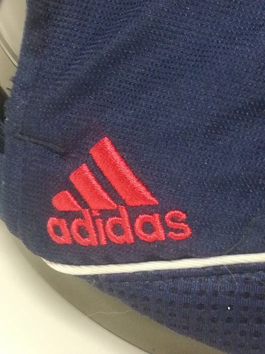 Czapka z daszkiem Adidas BAYERN Monachium