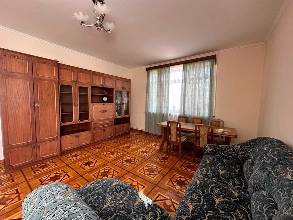 Продається житловий будинок у карпатах