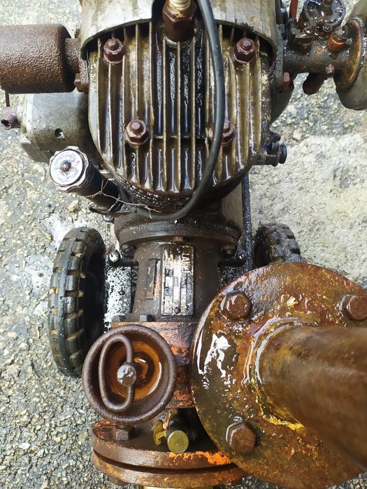 Motor de rega slanzi