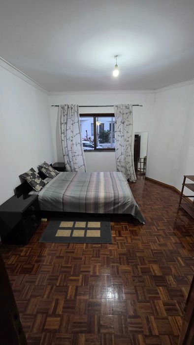 Quarto de casal no Montijo