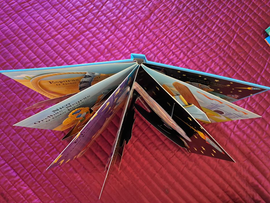 Cinco gatinhos ronronantes - pop-up