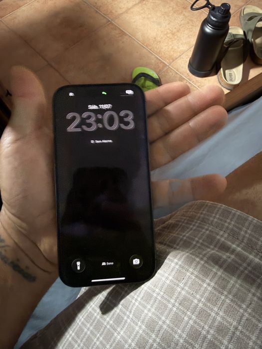 iPhone 17 265GB.
