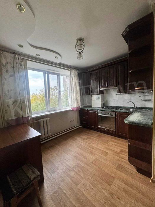 Продаж 2 кімнатної квартири по вулиці Героїв Дніпра