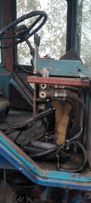 Продам трактор мтз82