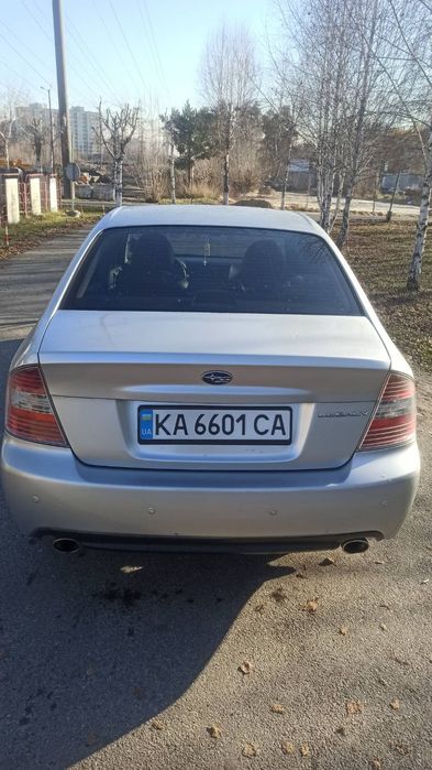 Продам хороше авто Субару 2.0 Автомат