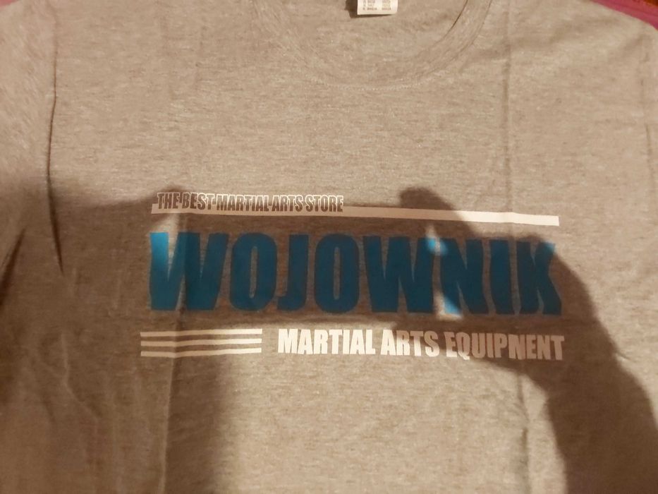 Obniżka ceny: Nowy oryginalny t-shirt Wojownik XL GREY