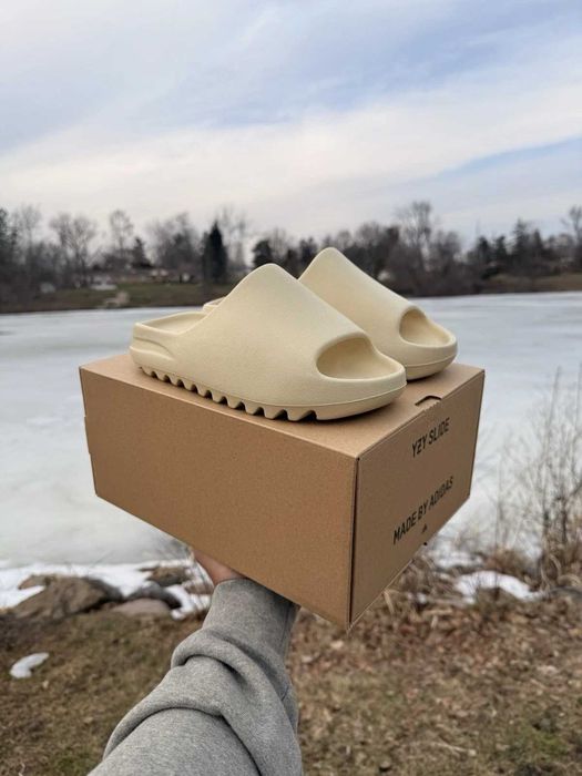 Adidas Yeezy Slide Bone r.40