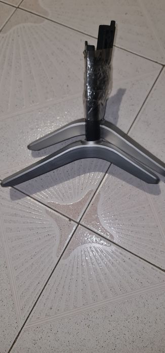 Smart TV Haier 55 (Ecrã Partido)