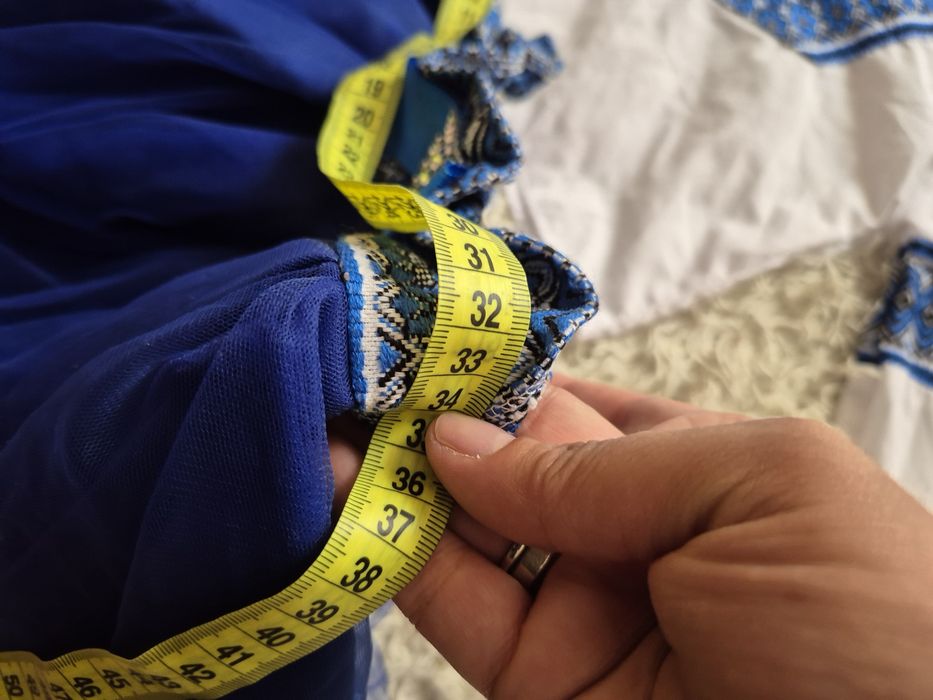 Вишиванка, костюм вишита сорочка спідниця і обруч