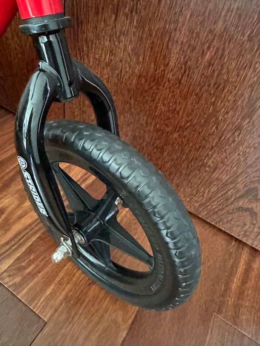 Strider 12 Max (vermelho)