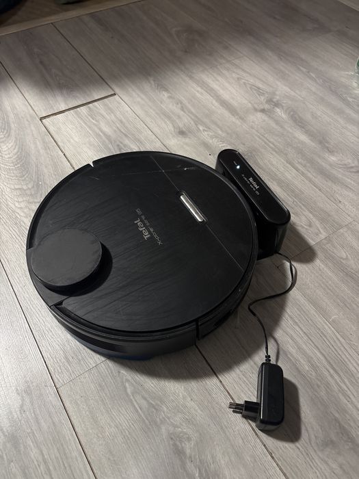 Robot sprzatajacy odkurzacz  tefal x-plorer serie 95 uszkodzony