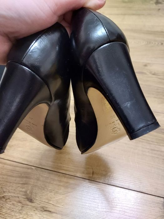 Eleganckie skórzane buty na obcasie, półbuty