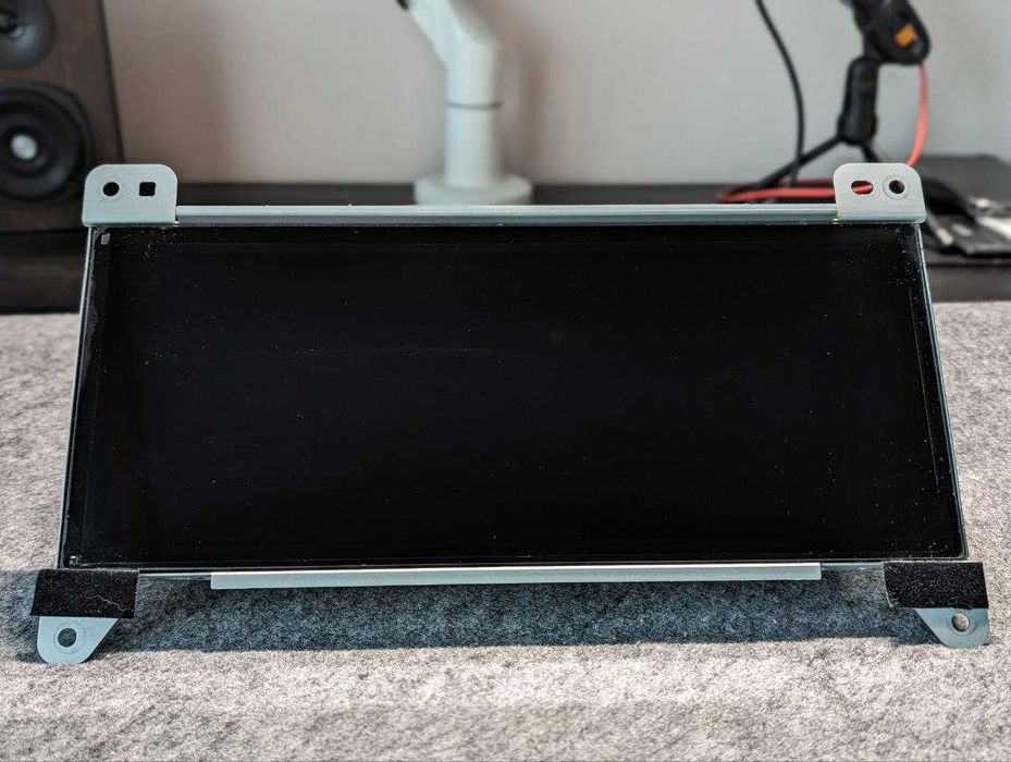 Щиток приборів (Малий екран) 1004788-00-g (Tegra) Tesla Model X/S