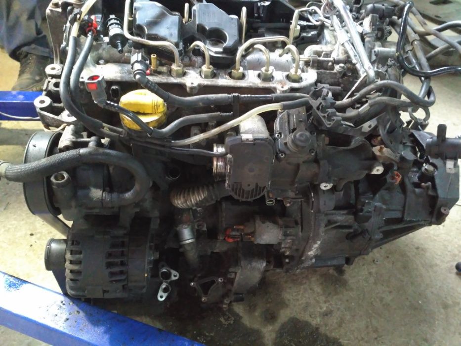 Разборка  Renault Trafic 1,9 2,0 2,5