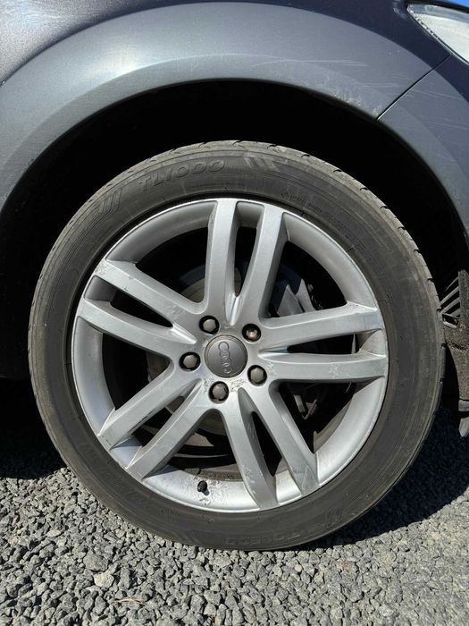 Диски з гумою колеса R20 5x130 9J ET60 Audi Q7 Touareg Cayenne