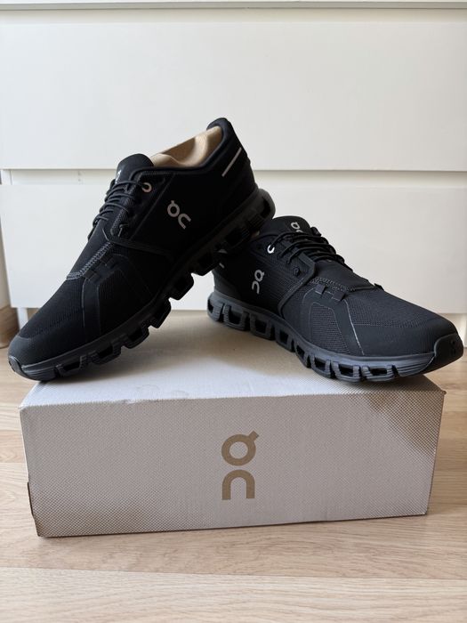 On cloud buty do biegania