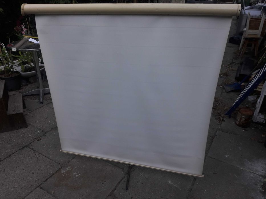 ekran do rzutnika w tubie PRL uszkodzony