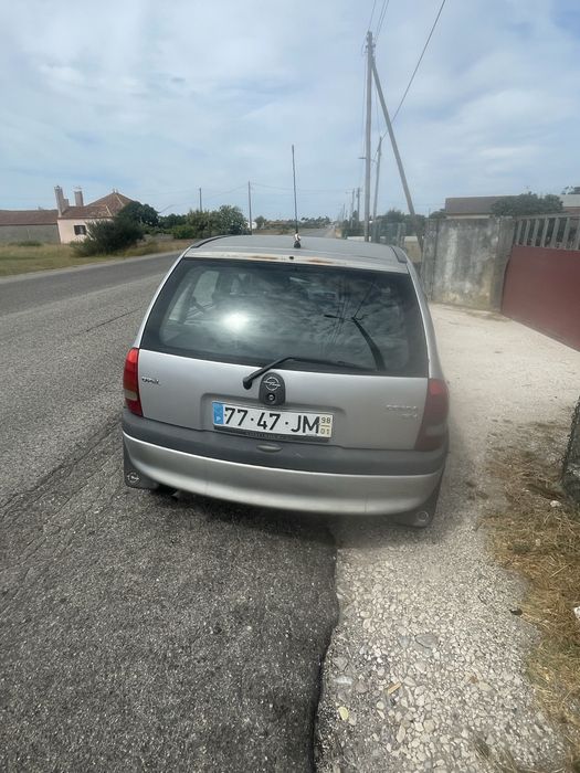 Opel corsa b 1200 a gasolina