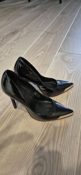 Туфлі Versace Jeans Couture 37 чорні лакові