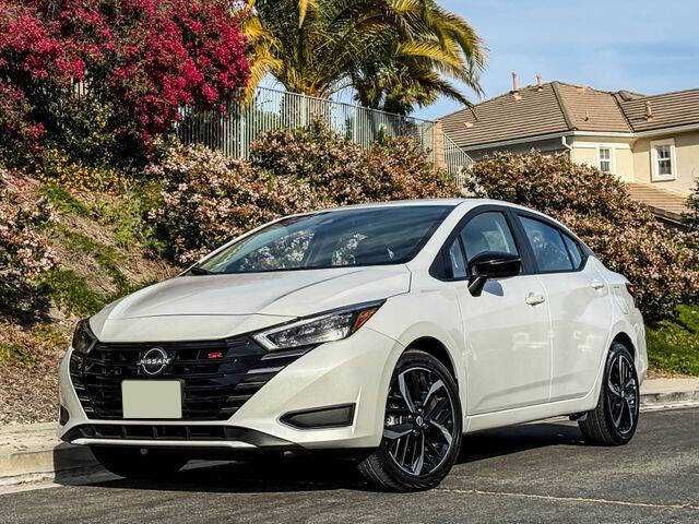 2024 Nissan Versa SR
