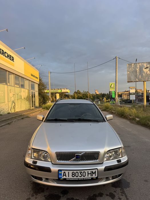 Продам Volvo v40