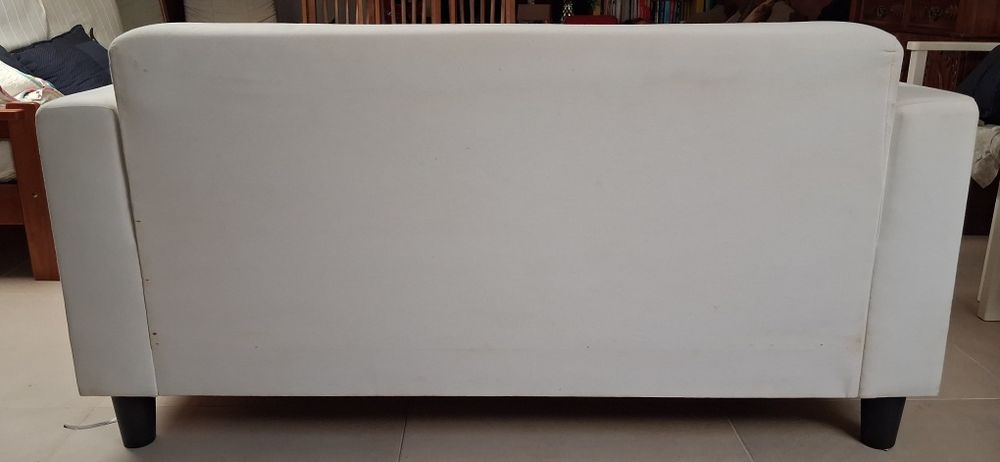 Sofá de sala branco 2 lugares