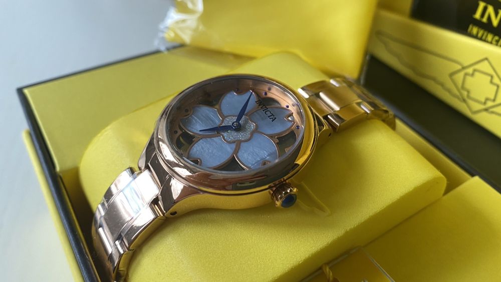 Годинник жіночий Invicta Wildflower Rose Dial Quartz 32084