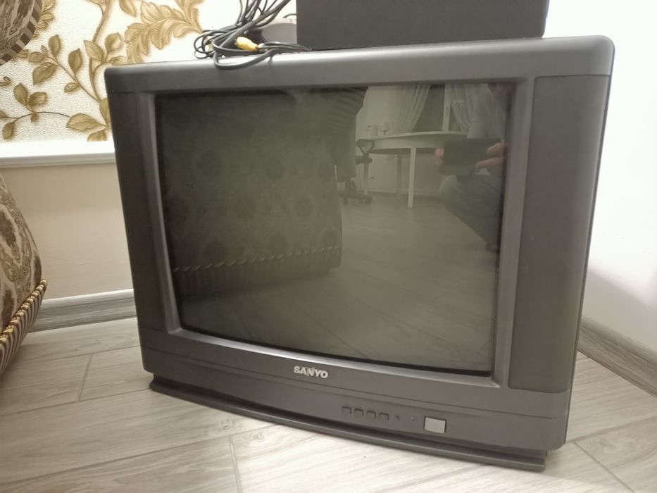 Продам телевізор Sanyo