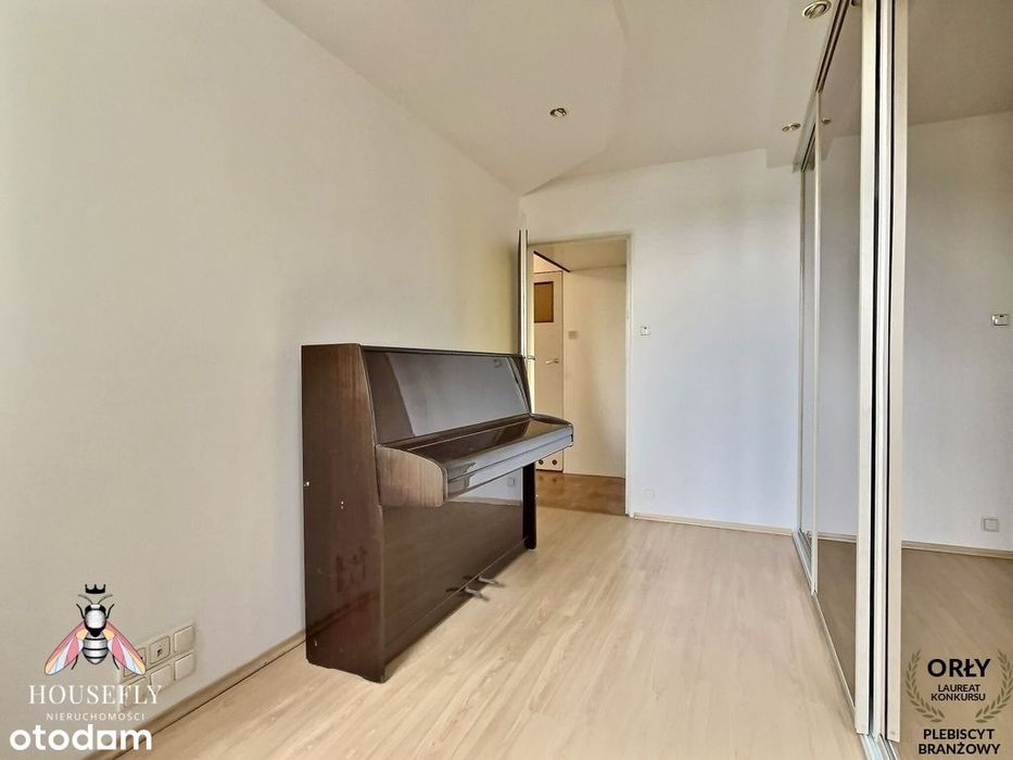 3 pokoje na II piętrze/centrum/balkon