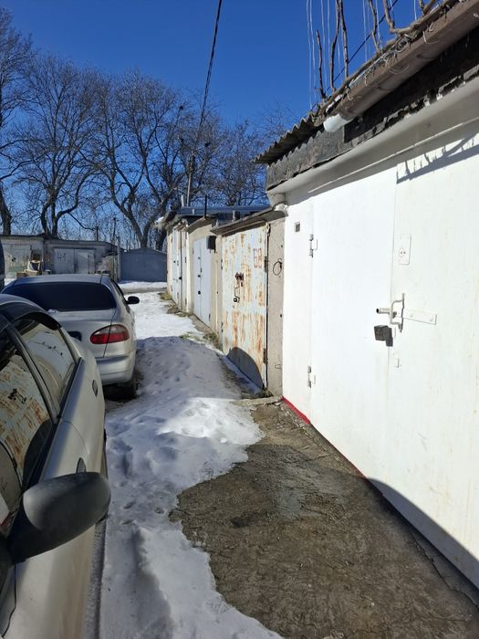 Капитальный гараж автокооператив "Ветеран".