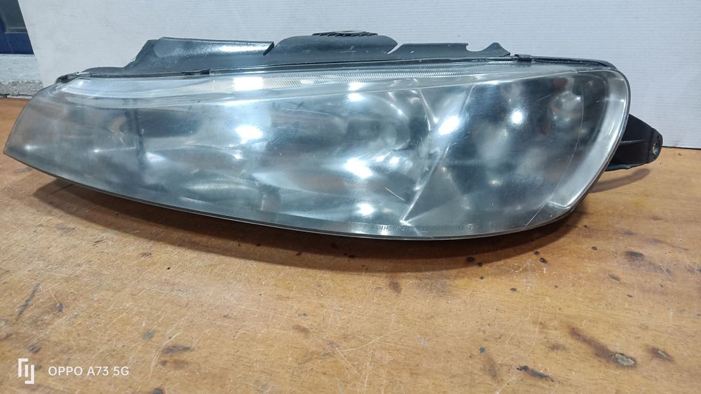 Farol Peugeot 406 ótica 2002 esquerda