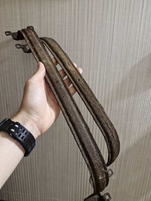 Крепления бензобака fiat punto 55700364, 55700363