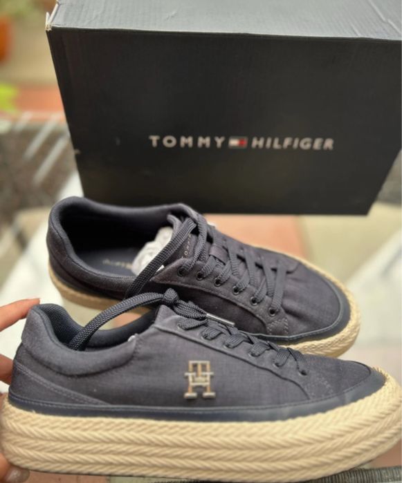 Buty Tommy Hilfinger trampki lniane granatowe rozmiar 38 damskie
