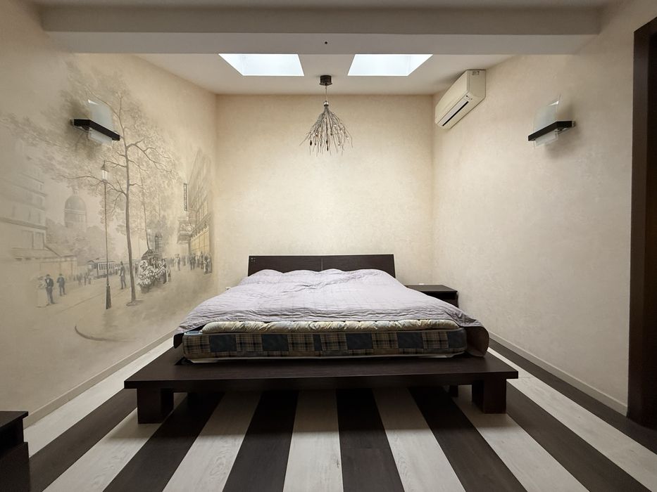 Продам двухрівневу квартиру с.Чубинське ( 140 кв.метрів)