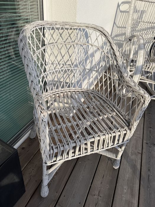 Krzeslo bujak wiklina biala