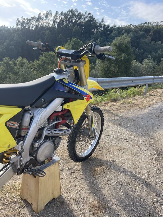 Suzuki RMZ 450 2012
