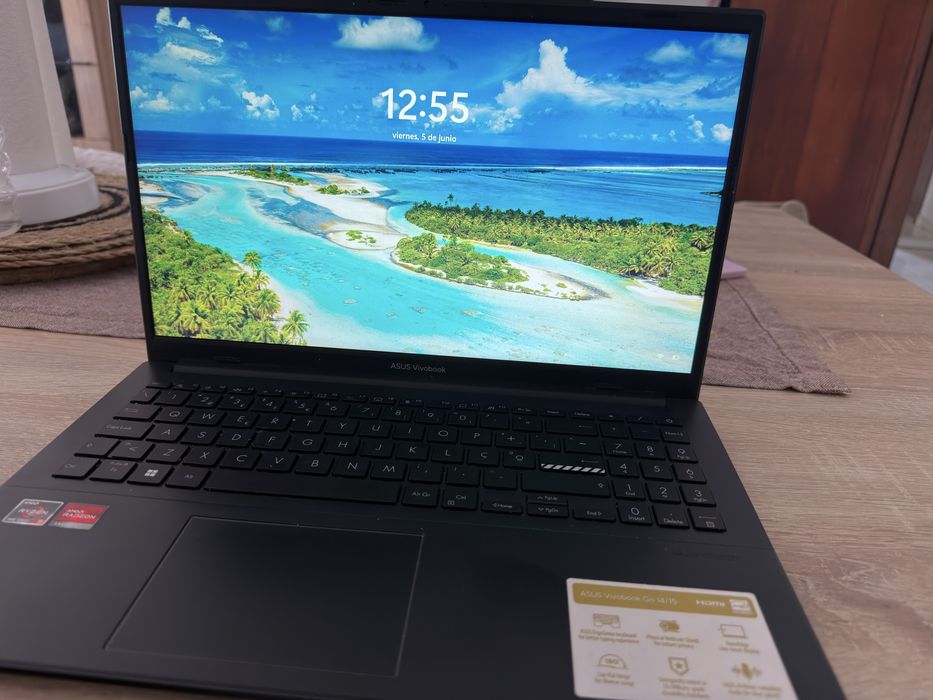 Laptop Asus Negra