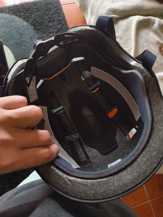 Capacete OXELO patins em linha