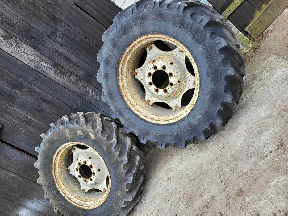 Os plaska kola piasty was zwrotnicy ursus c360 c355 c4011 oraz czesci