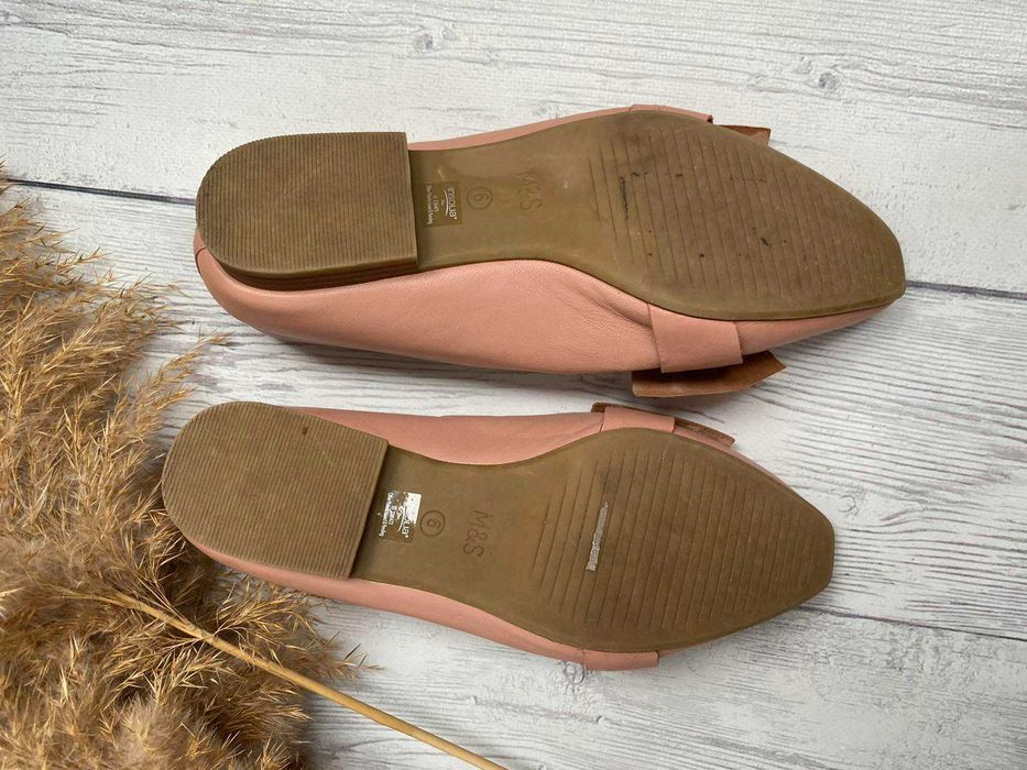 Кожаные женские туфли, лоферы M&S 39 размер (6)по стельке 25 см мах